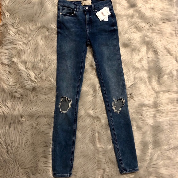 🆕 Free People Open Knee Skinny Jeans - Picture 2 of 8